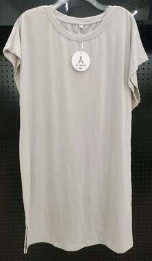 NWT Anrabess Women’s Downtime Lounge Top Moomoo Colored Dove Size M